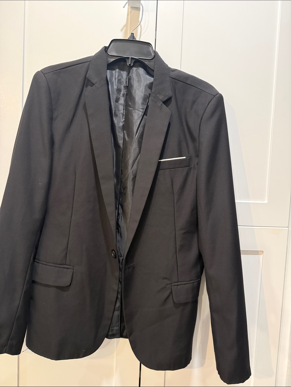 Men's Black Notch-Lapel Blazer - Sleek Tailored Look